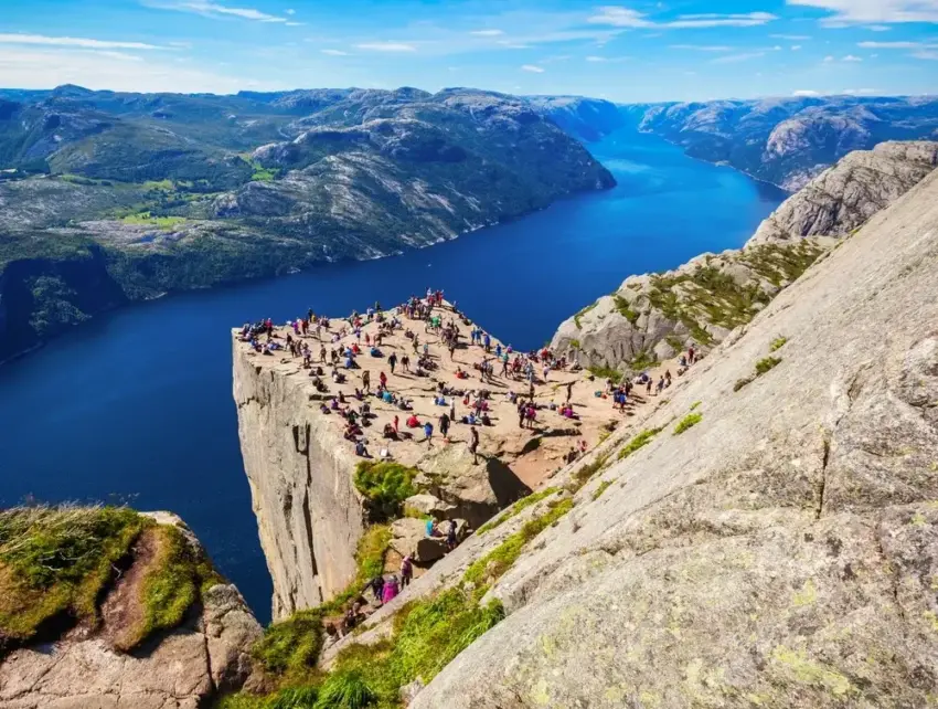 På skinner gennem sydnorge: De smukkeste togrejser fra danmark
